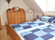 Schlafzimmer mit Doppelbett