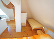 Schlafzimmer mit Doppelbett un